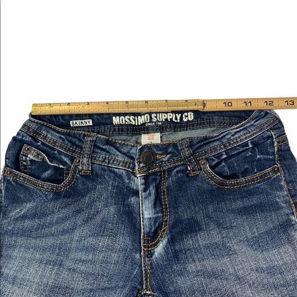 💋Bundle 4 items for $20. Add items💋 to a bundle - Picture 6 of 9